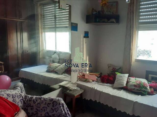 #414 - Apartamento para Venda em São Vicente - SP