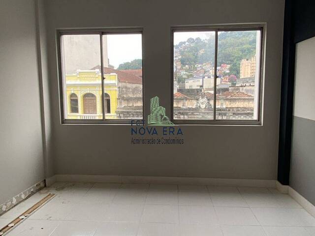 #596 - Apartamento para Locação em Santos - SP - 2