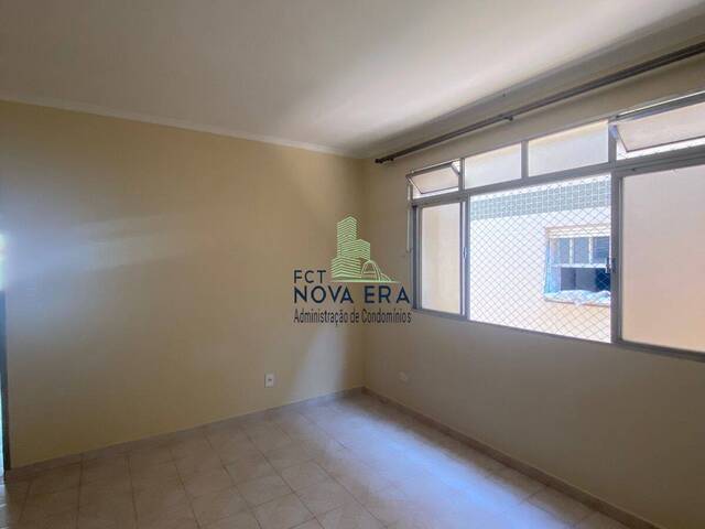 #650 - Apartamento para Venda em Santos - SP