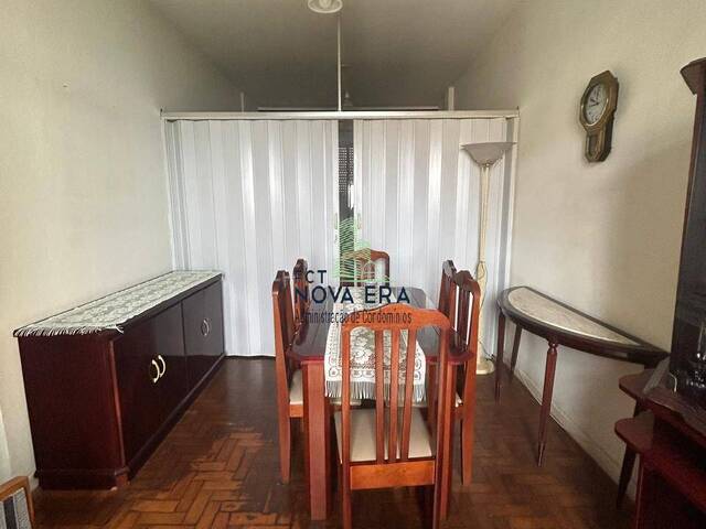 #652 - Apartamento para Locação em Santos - SP