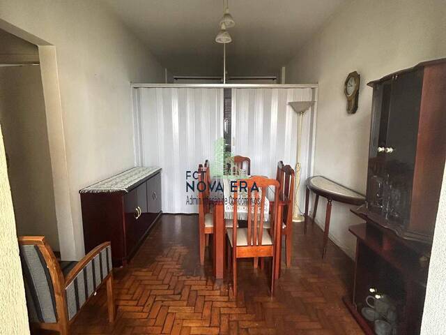 #652 - Apartamento para Locação em Santos - SP
