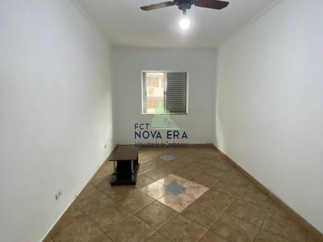 #668 - Apartamento para Venda em São Vicente - SP - 1