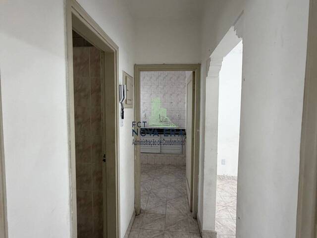 #683 - Apartamento para Venda em Santos - SP - 2